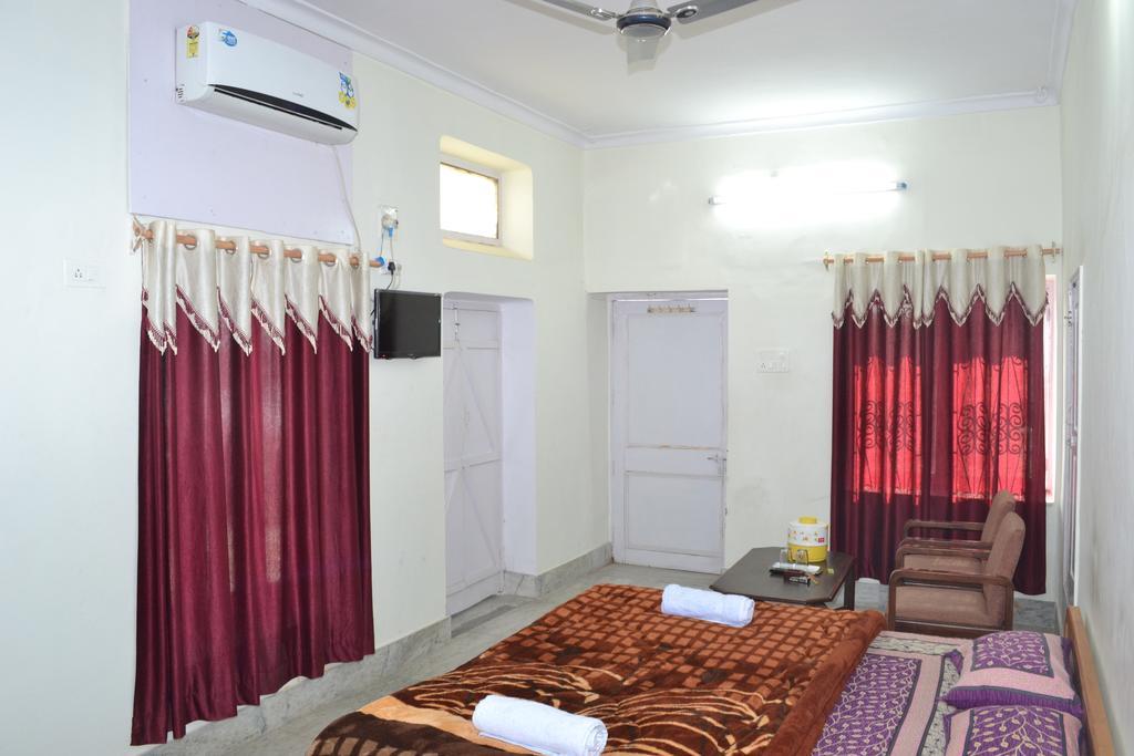 Brij Lodge Haridwar Room photo